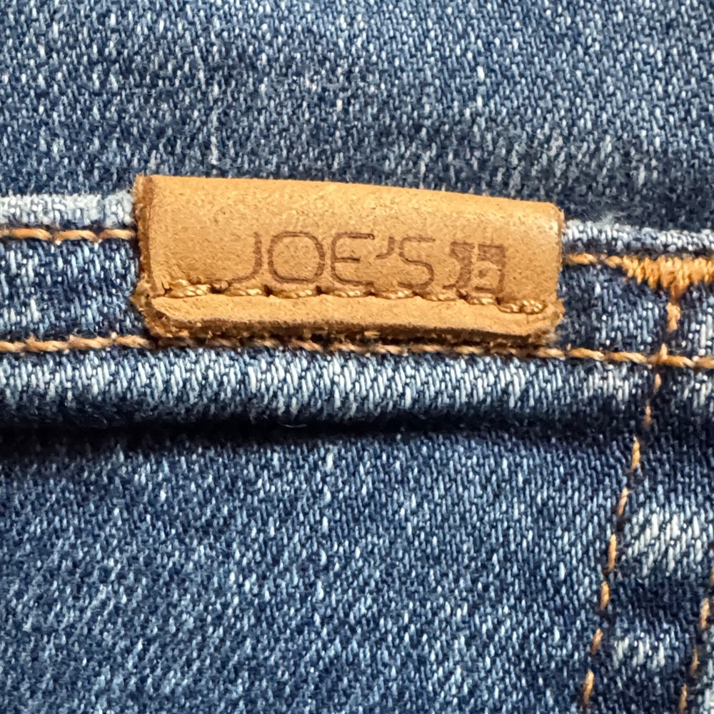 Joe's Jeans Classic Boot Cut in Blue - Picture 5 of 7